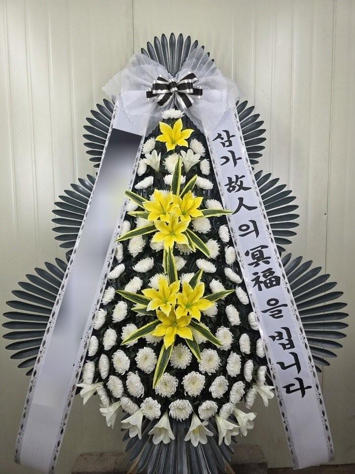 근조 3단화환 기본 · 대전 유성구 · 2026년 7월 실제 배송 완료 사진 1